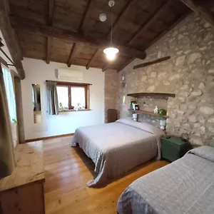  Farma Corte Davini